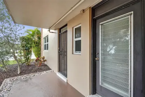 3051 NW 46th Avenue Lauderdale Lakes FL 33313