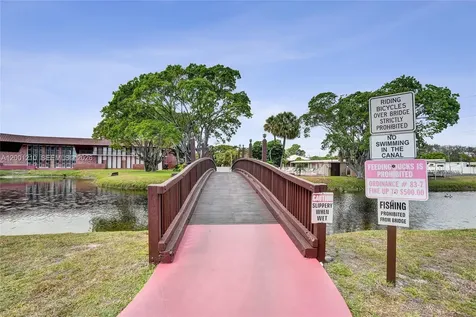 3051 NW 46th Avenue Lauderdale Lakes FL 33313