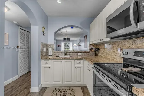 2721 SE 12th Place Homestead FL 33035
