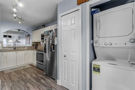 2721 SE 12th Place Homestead FL 33035