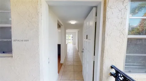 453 SW 2nd Street Miami FL 33130