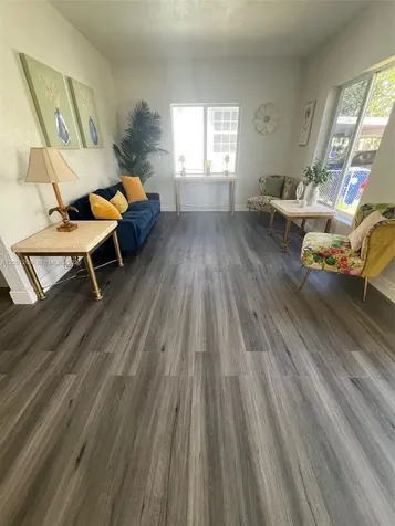 510 NW 47th Street Miami FL 33127