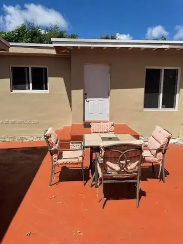 510 NW 47th Street Miami FL 33127