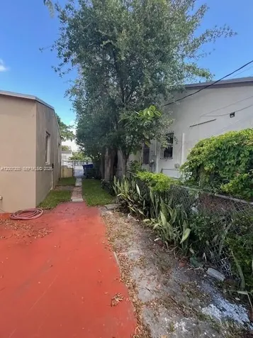 510 NW 47th Street Miami FL 33127