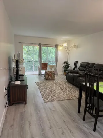 1102 Bahama Bend Coconut Creek FL 33066