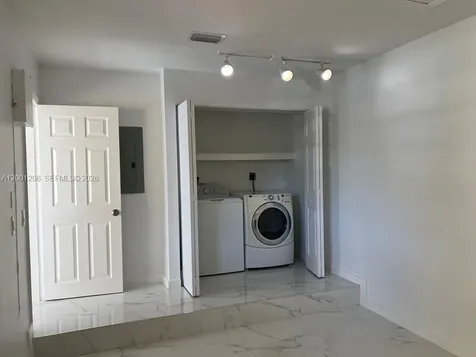 1125 NE 210th Terrace Miami FL 33179