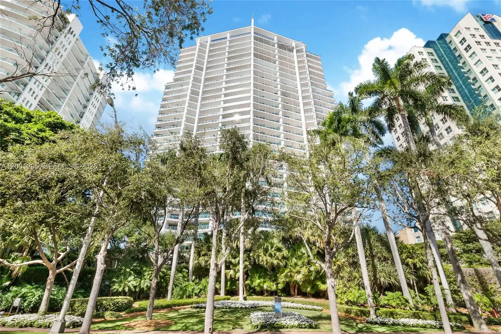 2627 S Bayshore Drive Miami FL 33133
