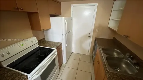 13700 NE 6th Avenue North Miami FL 33161