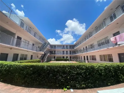 13700 NE 6th Avenue North Miami FL 33161