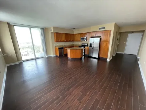 1755 E Hallandale Beach Boulevard Hallandale Beach FL 33009