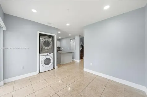 902 SW 8th Place Florida City FL 33034