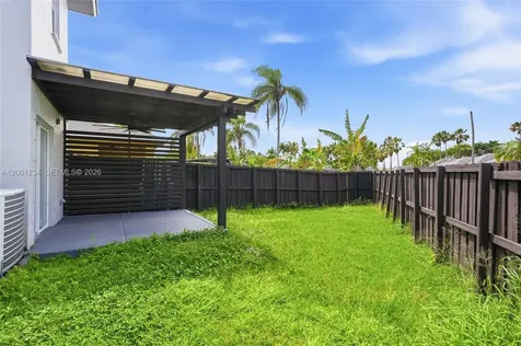 902 SW 8th Place Florida City FL 33034