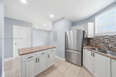 902 SW 8th Place Florida City FL 33034