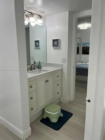 280 SW 20th Road Miami FL 33129