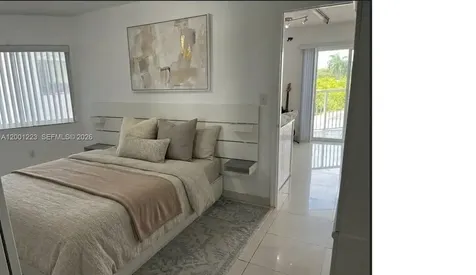 280 SW 20th Road Miami FL 33129