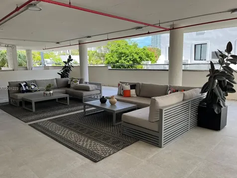 280 SW 20th Road Miami FL 33129
