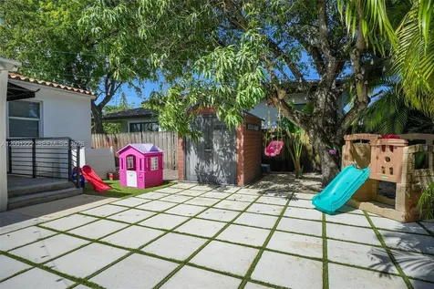 2311 SW 9th Avenue Miami FL 33129