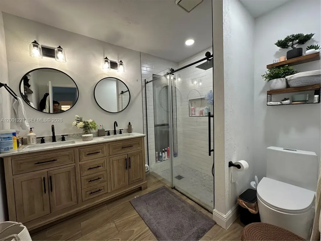 7003 NW 40th Place Coral Springs FL 33065