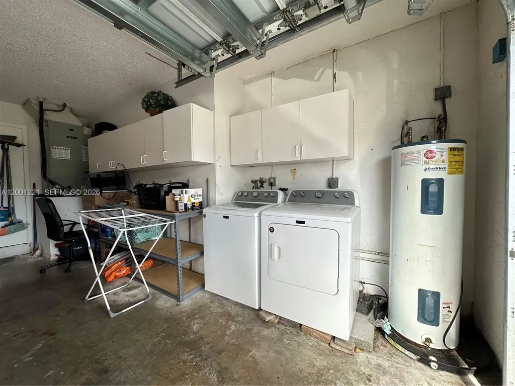 7003 NW 40th Place Coral Springs FL 33065
