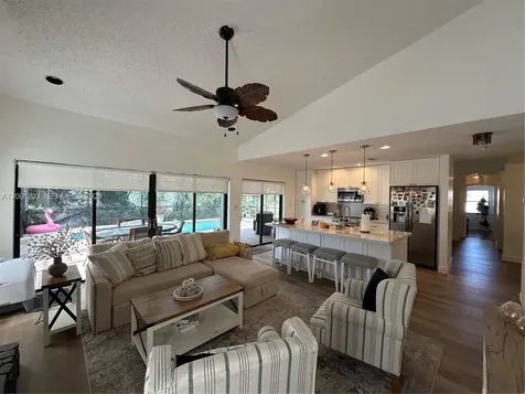 7003 NW 40th Place Coral Springs FL 33065
