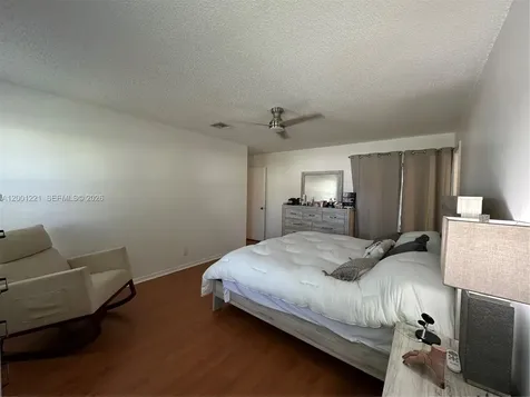 7003 NW 40th Place Coral Springs FL 33065