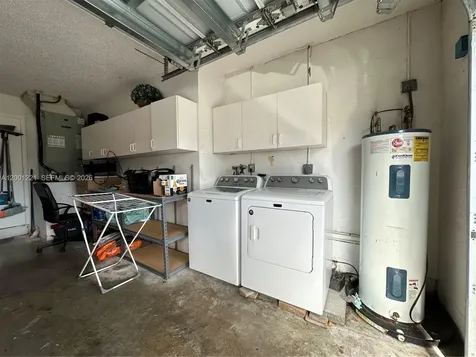 7003 NW 40th Place Coral Springs FL 33065