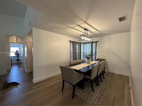 7003 NW 40th Place Coral Springs FL 33065