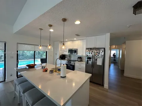 7003 NW 40th Place Coral Springs FL 33065