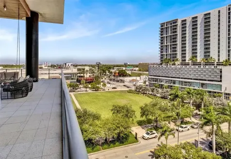 3470 E Coast Avenue Miami FL 33137
