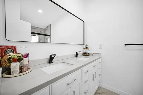 19252 NW 65th Court Hialeah FL 33015