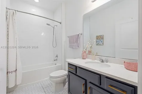 15033 Lake Bessie Loop Winter Garden FL 34787