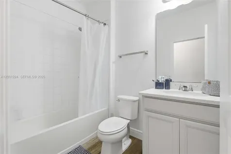 15033 Lake Bessie Loop Winter Garden FL 34787