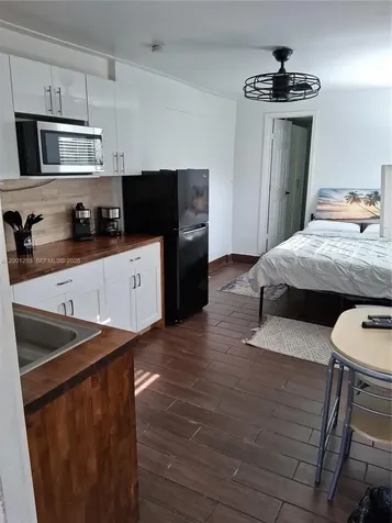 1000 SW 3rd Avenue Hallandale Beach FL 33009