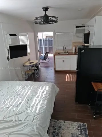 1000 SW 3rd Avenue Hallandale Beach FL 33009