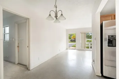 4915 NE 22nd Avenue Lighthouse Point FL 33064