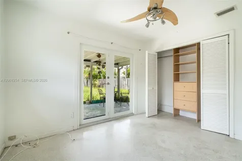 4915 NE 22nd Avenue Lighthouse Point FL 33064