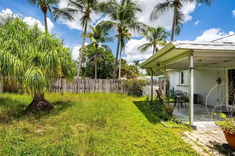 4915 NE 22nd Avenue Lighthouse Point FL 33064