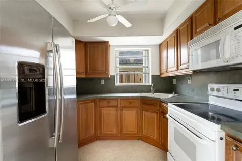 4915 NE 22nd Avenue Lighthouse Point FL 33064