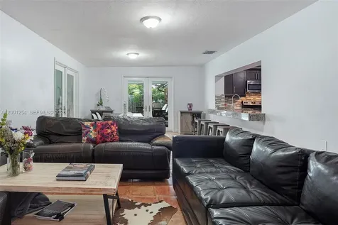19751 SW 84th Avenue Cutler Bay FL 33189