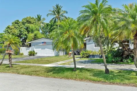 19751 SW 84th Avenue Cutler Bay FL 33189