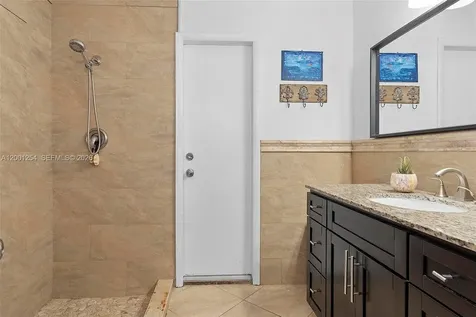 19751 SW 84th Avenue Cutler Bay FL 33189