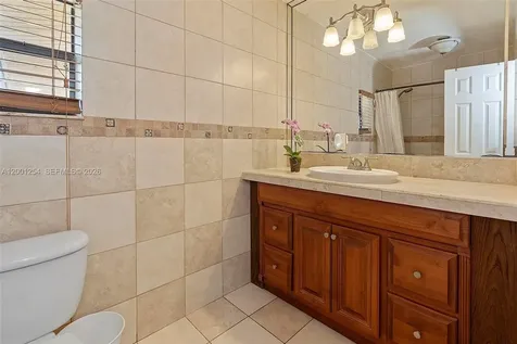 19751 SW 84th Avenue Cutler Bay FL 33189