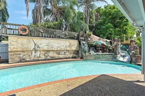 19751 SW 84th Avenue Cutler Bay FL 33189