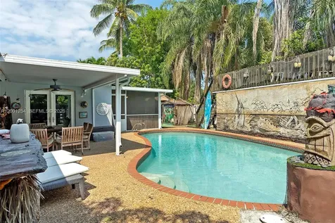 19751 SW 84th Avenue Cutler Bay FL 33189