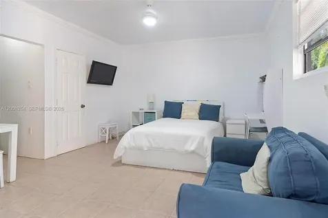 19751 SW 84th Avenue Cutler Bay FL 33189