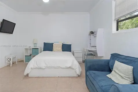 19751 SW 84th Avenue Cutler Bay FL 33189