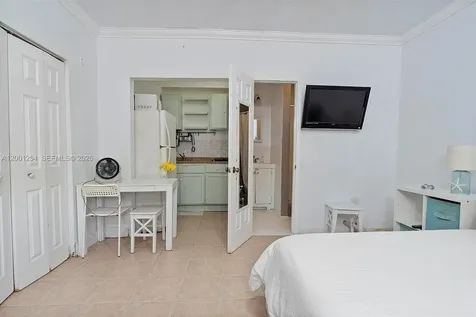 19751 SW 84th Avenue Cutler Bay FL 33189