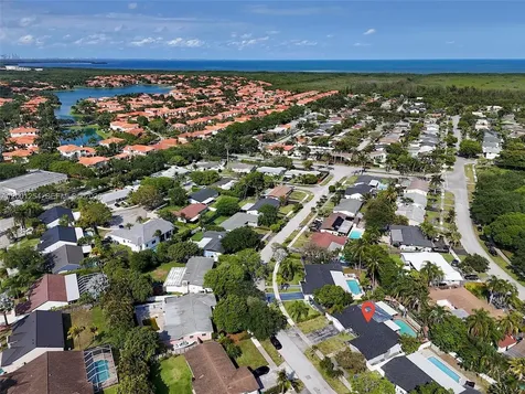 19751 SW 84th Avenue Cutler Bay FL 33189