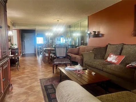 5860 NW 44th Street Lauderhill FL 33319
