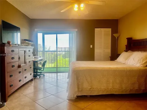 5860 NW 44th Street Lauderhill FL 33319